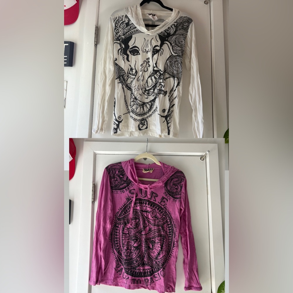 2 SURE Graphic Hoodie Tops